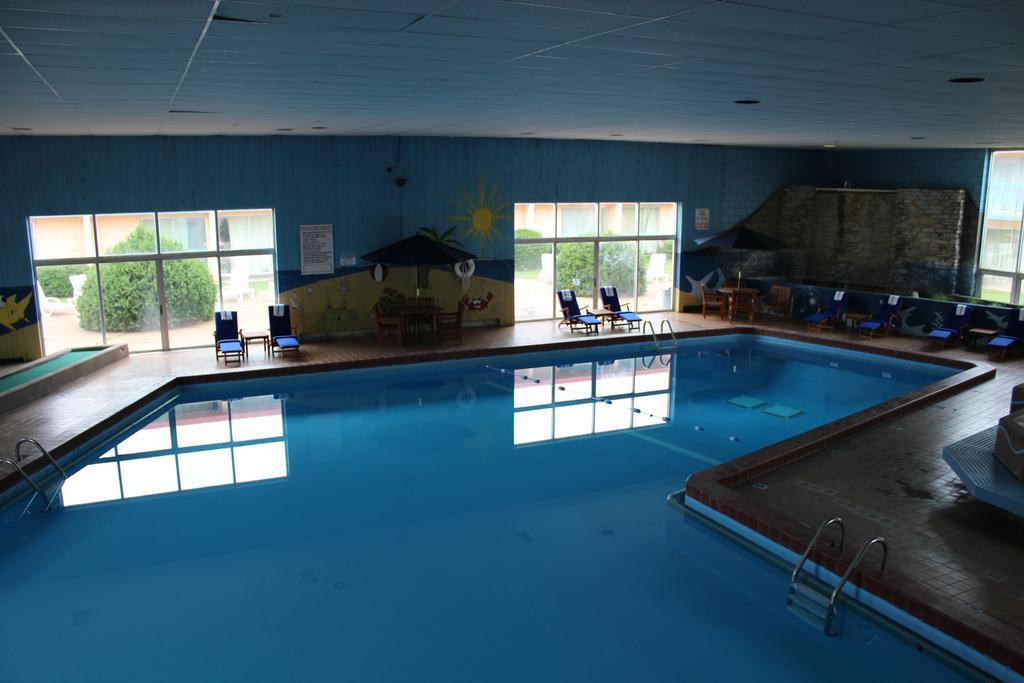 Rodeway Inn & Suites Ρόκφορντ Εξωτερικό φωτογραφία