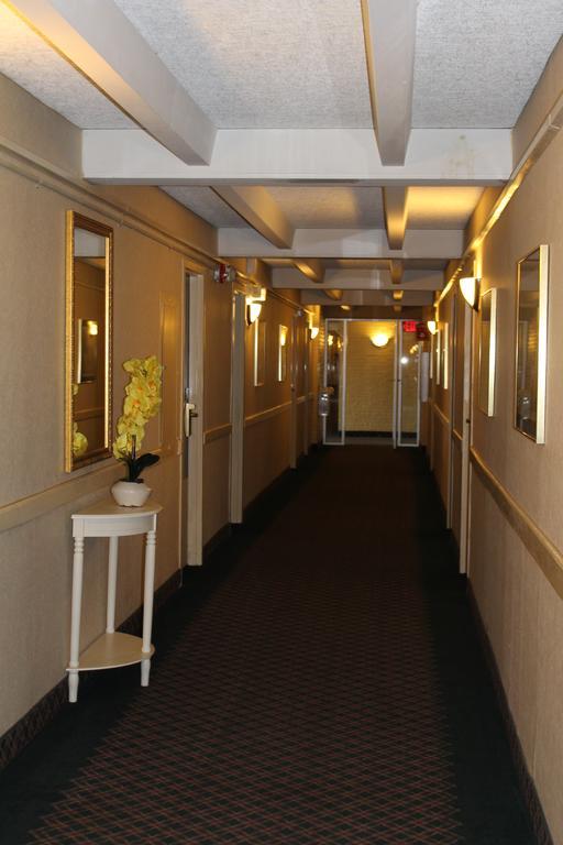 Rodeway Inn & Suites Ρόκφορντ Εξωτερικό φωτογραφία