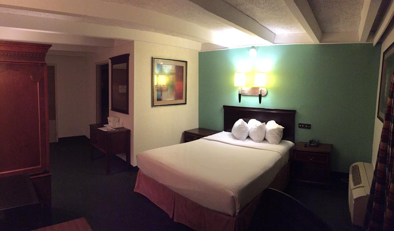 Rodeway Inn & Suites Ρόκφορντ Εξωτερικό φωτογραφία