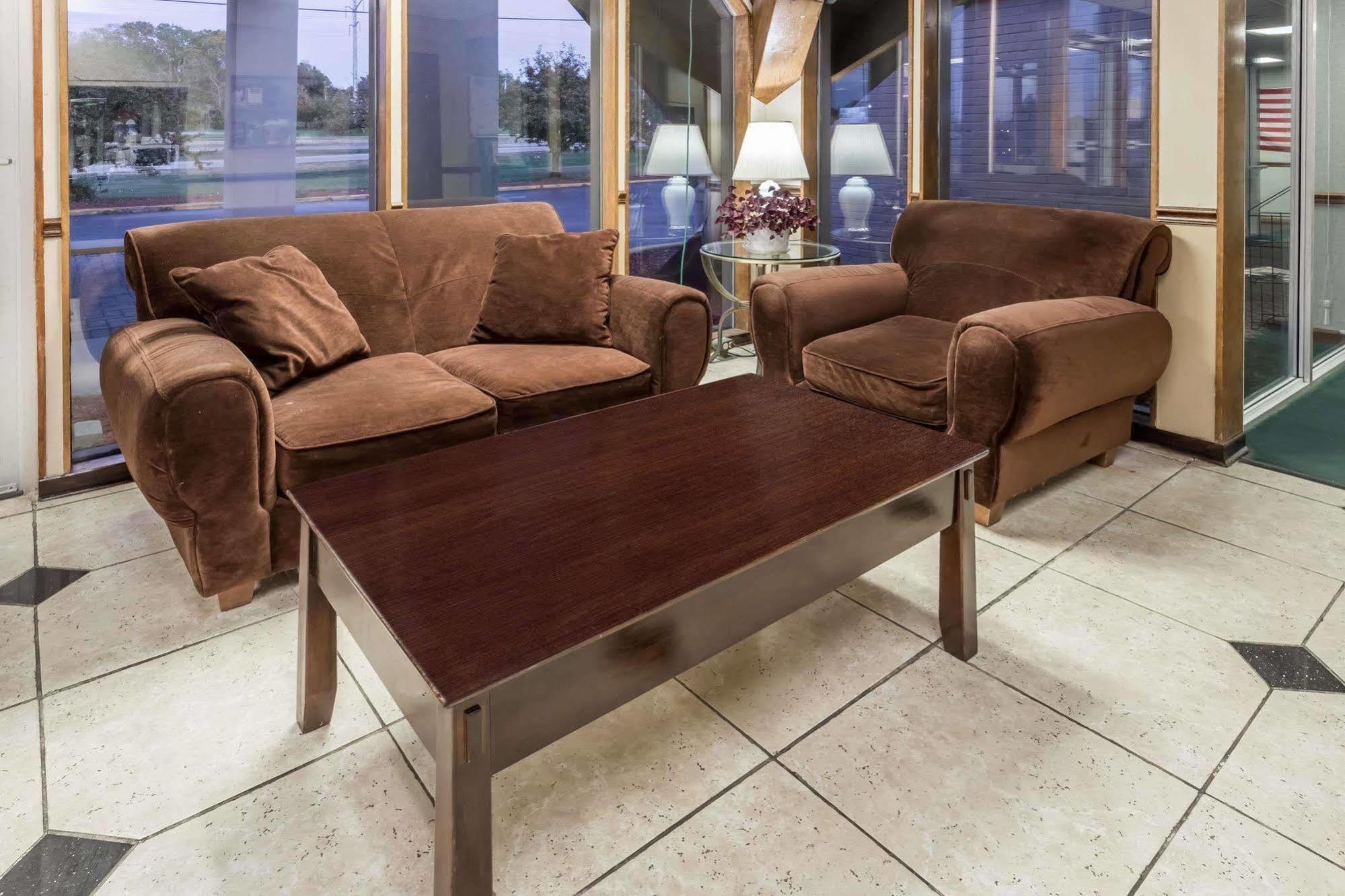 Rodeway Inn & Suites Ρόκφορντ Εξωτερικό φωτογραφία