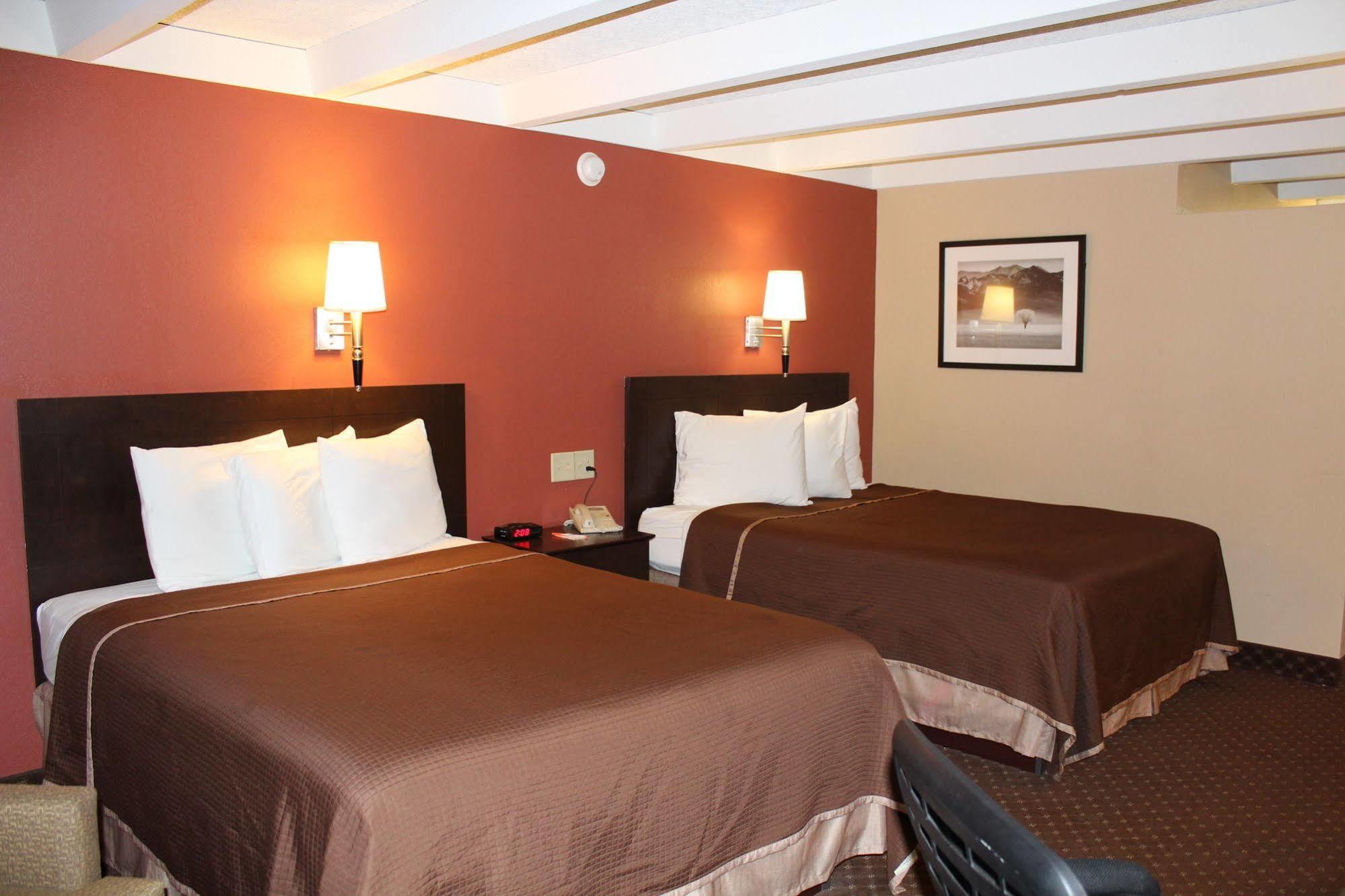 Rodeway Inn & Suites Ρόκφορντ Εξωτερικό φωτογραφία