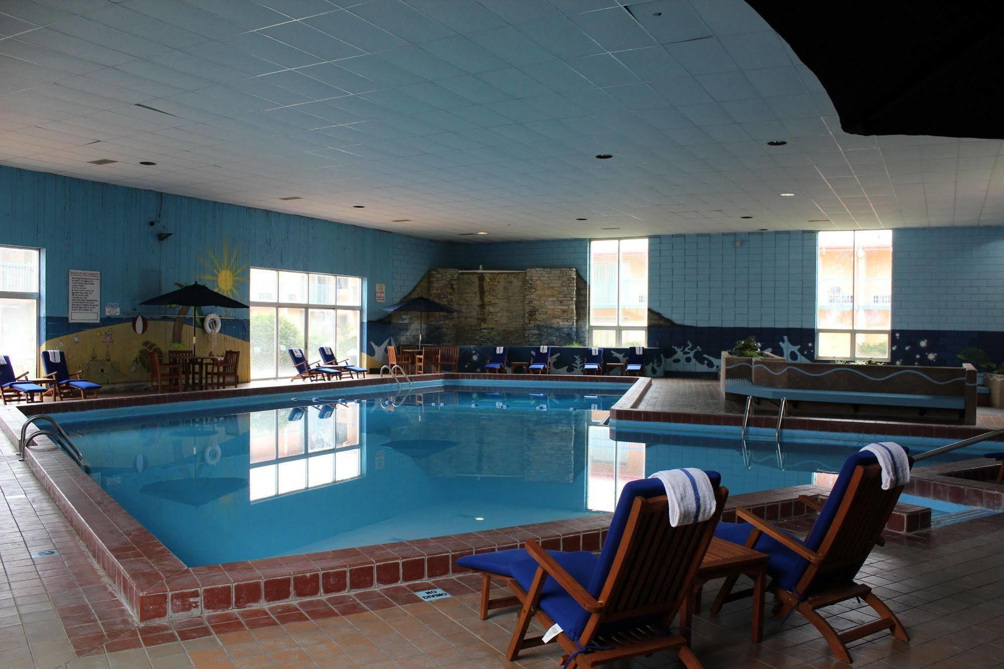 Rodeway Inn & Suites Ρόκφορντ Εξωτερικό φωτογραφία