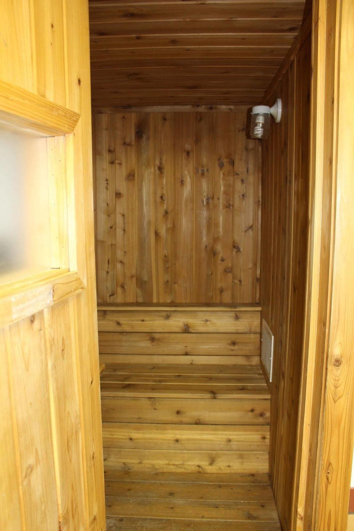 Rodeway Inn & Suites Ρόκφορντ Εξωτερικό φωτογραφία